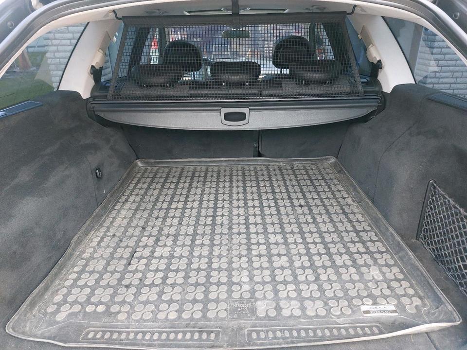 Mercedes Benz E 220 2006 — engine