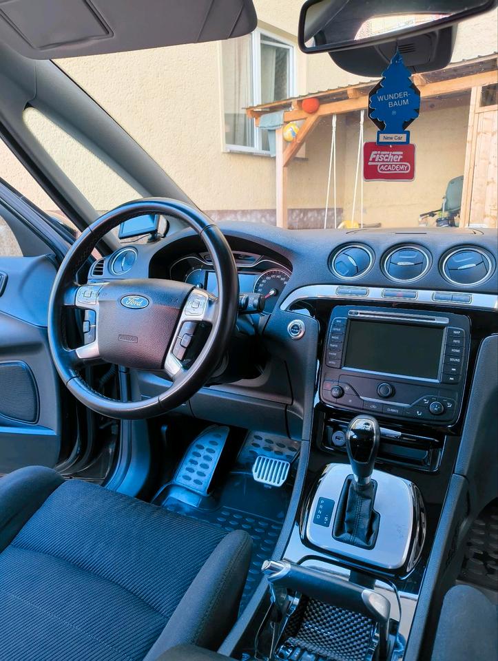 Ford S-Max 2012 — photo 6