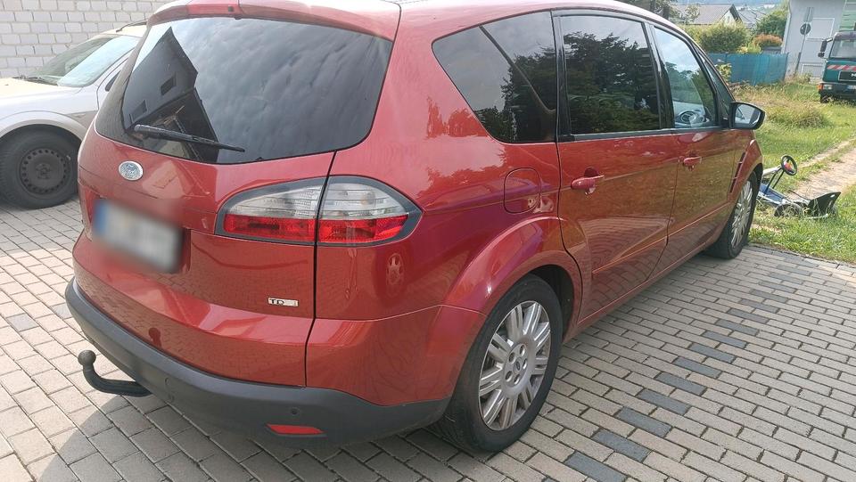 Ford S-Max 2008 — салон