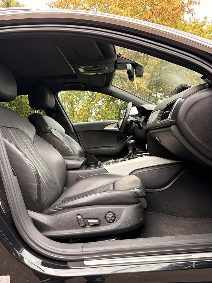 Audi A6 2012 — photo 11