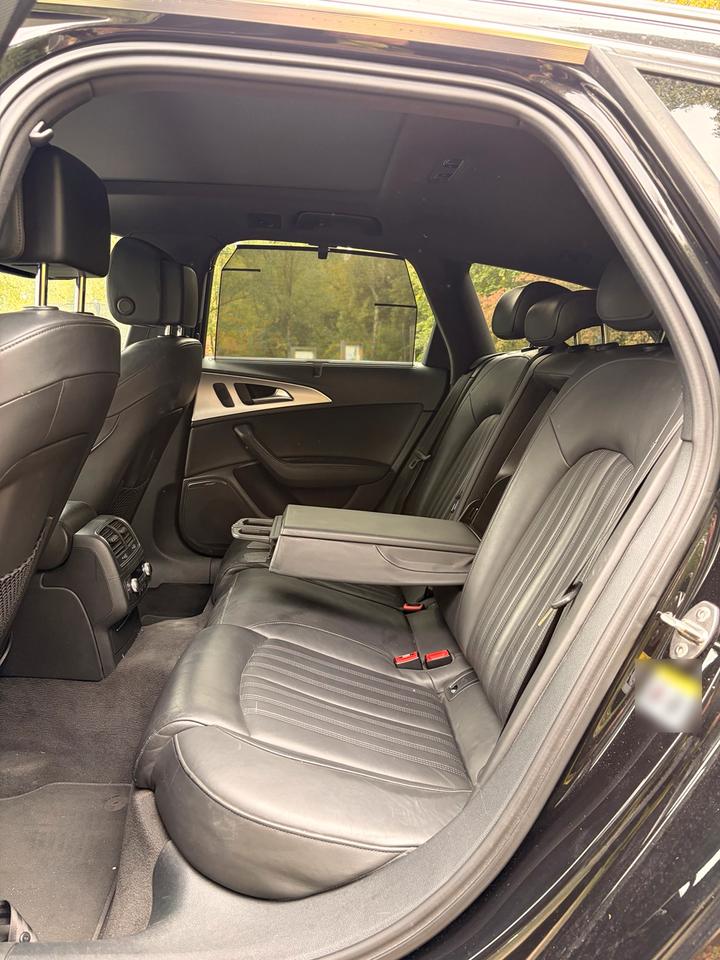 Audi A6 2012 — photo 14