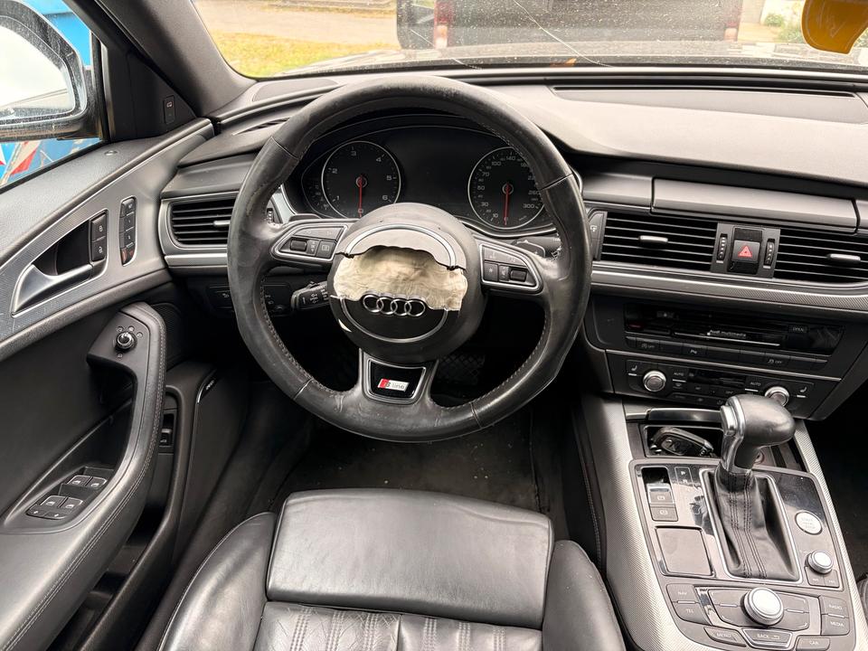 Audi A6 2012 — photo 19