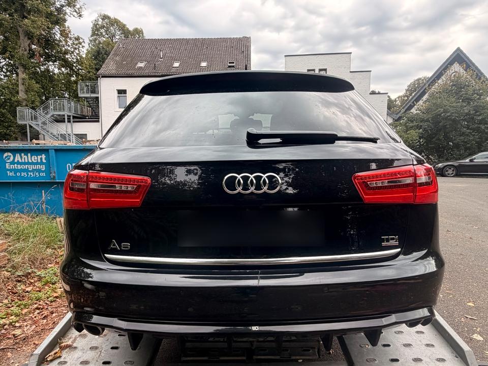 Audi A6 2012 — engine