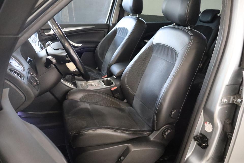 Ford S-Max 2009 — photo 10