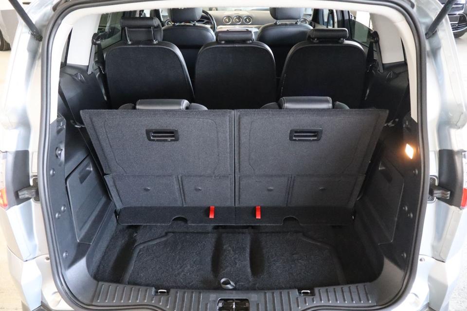 Ford S-Max 2009 — photo 17