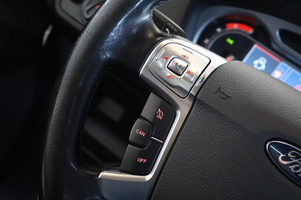 Ford S-Max 2009 — photo 28