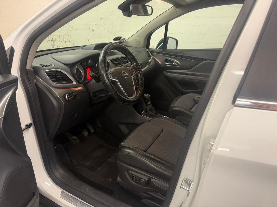 Opel Mokka 2015 — фото 8