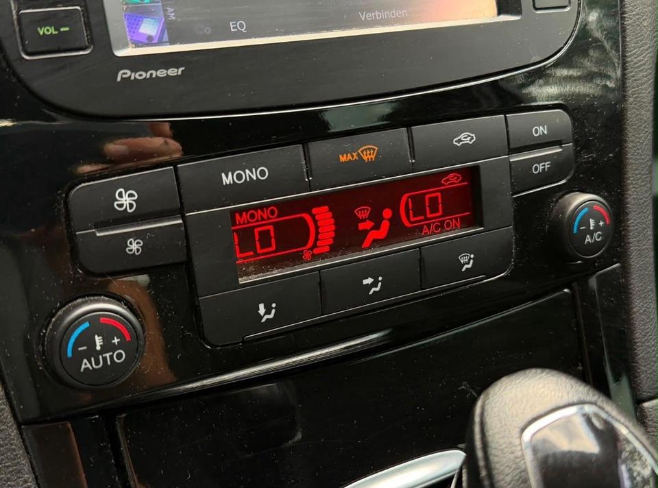 Ford S-Max 2010 — photo 6
