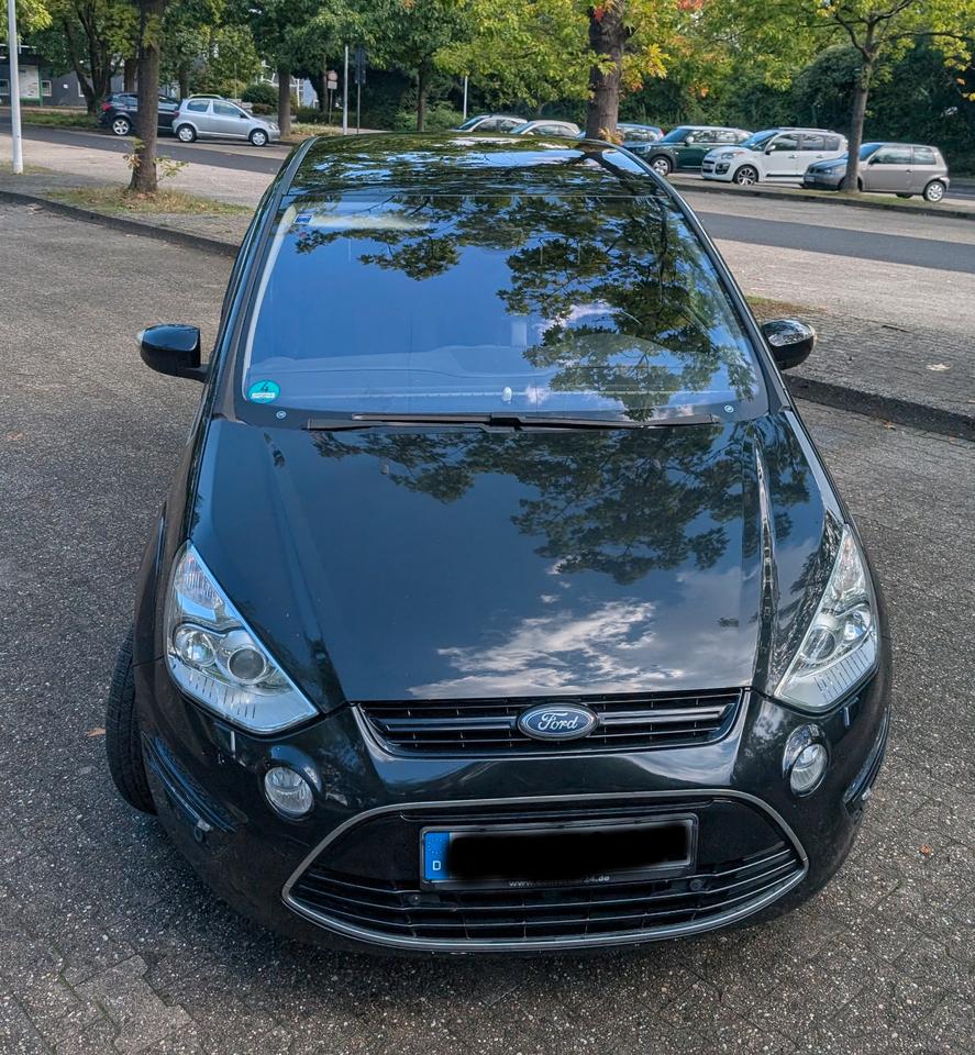 Ford S-Max 2011 — photo 7