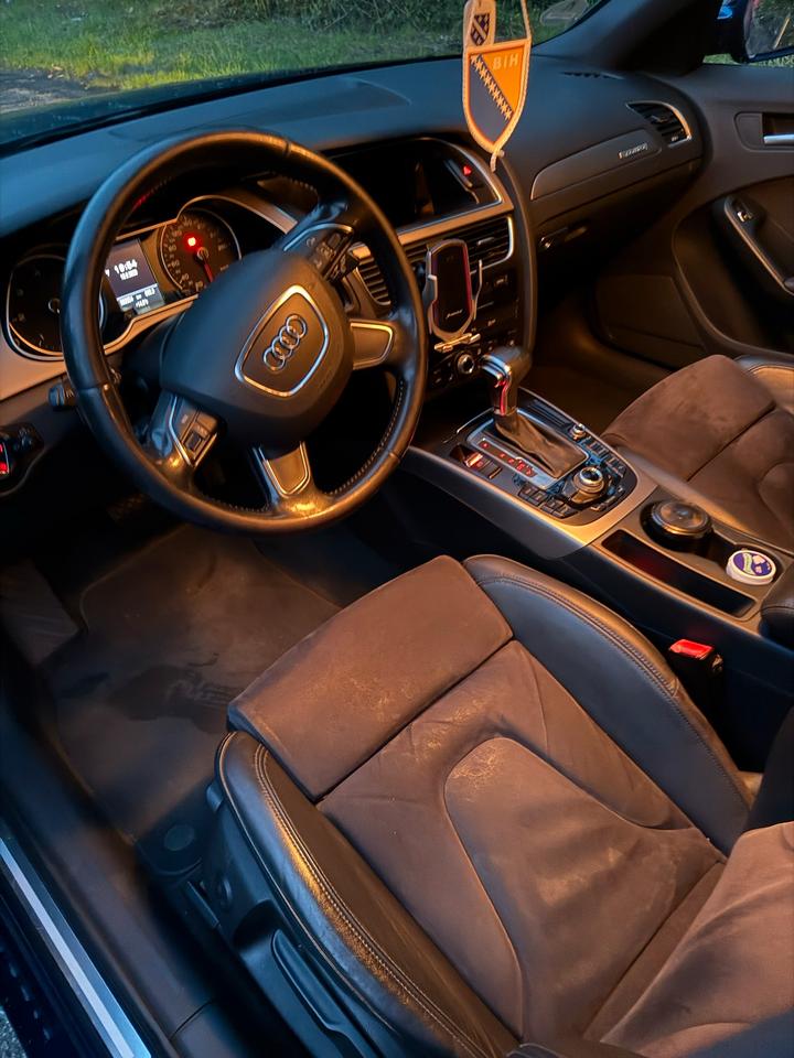 Audi A4 2013 — photo 8
