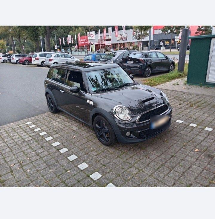 Mini Cooper S Clubman, 2011