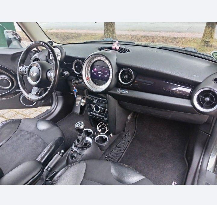Mini Cooper S Clubman 2011 — photo 11