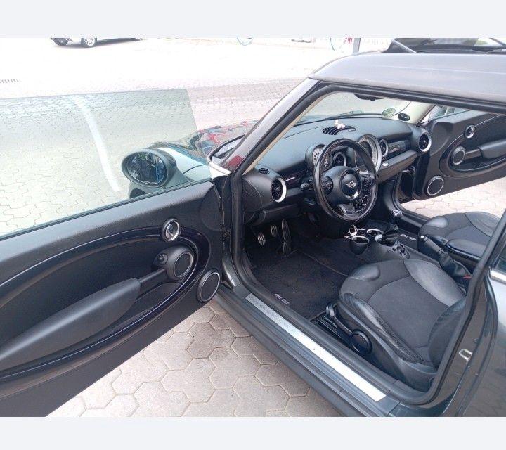 Mini Cooper S Clubman 2011 — photo 12