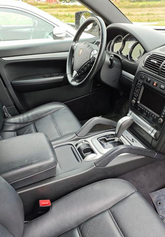 Porsche Cayenne 2008 — photo 8