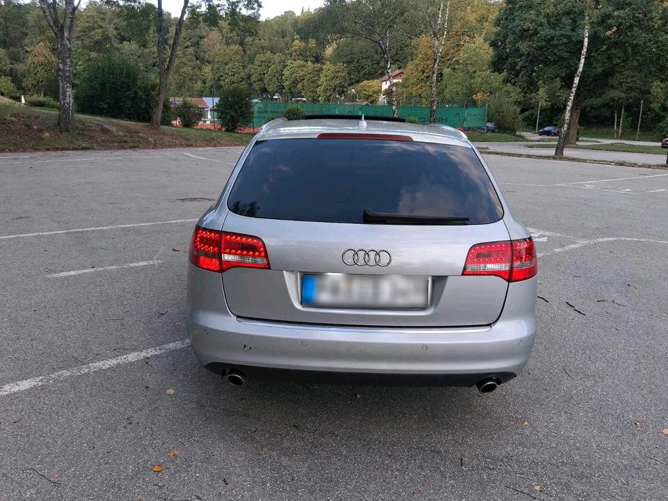 Audi A6 2010 — engine