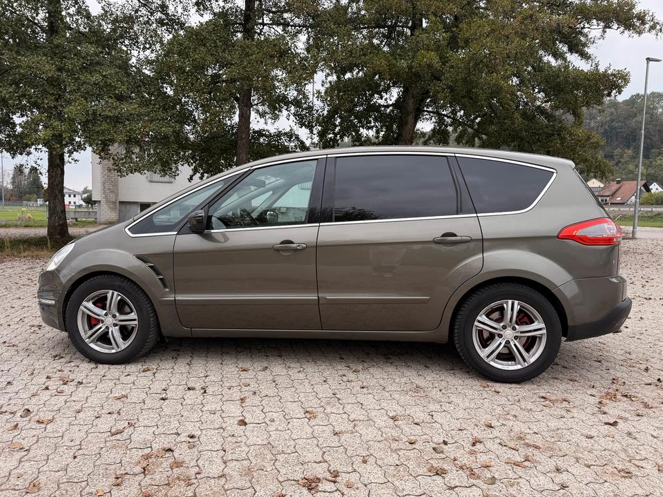 Ford S-Max 2011 — photo 7