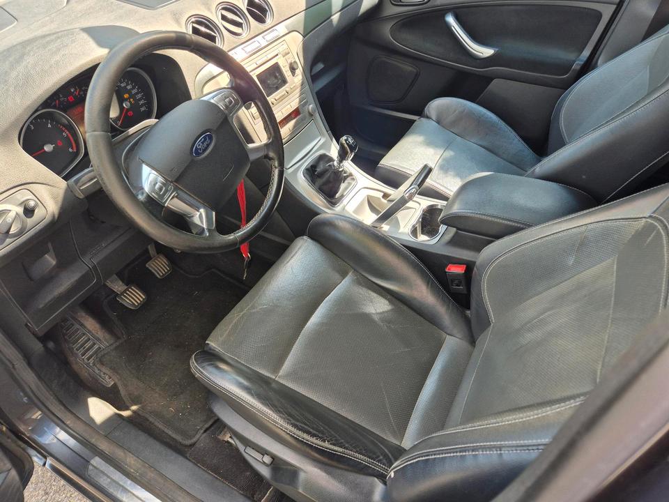 Ford S-Max 2004 — photo 10