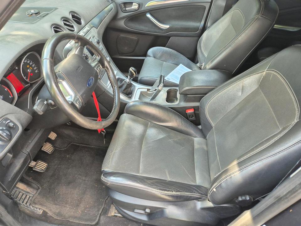 Ford S-Max 2004 — photo 13