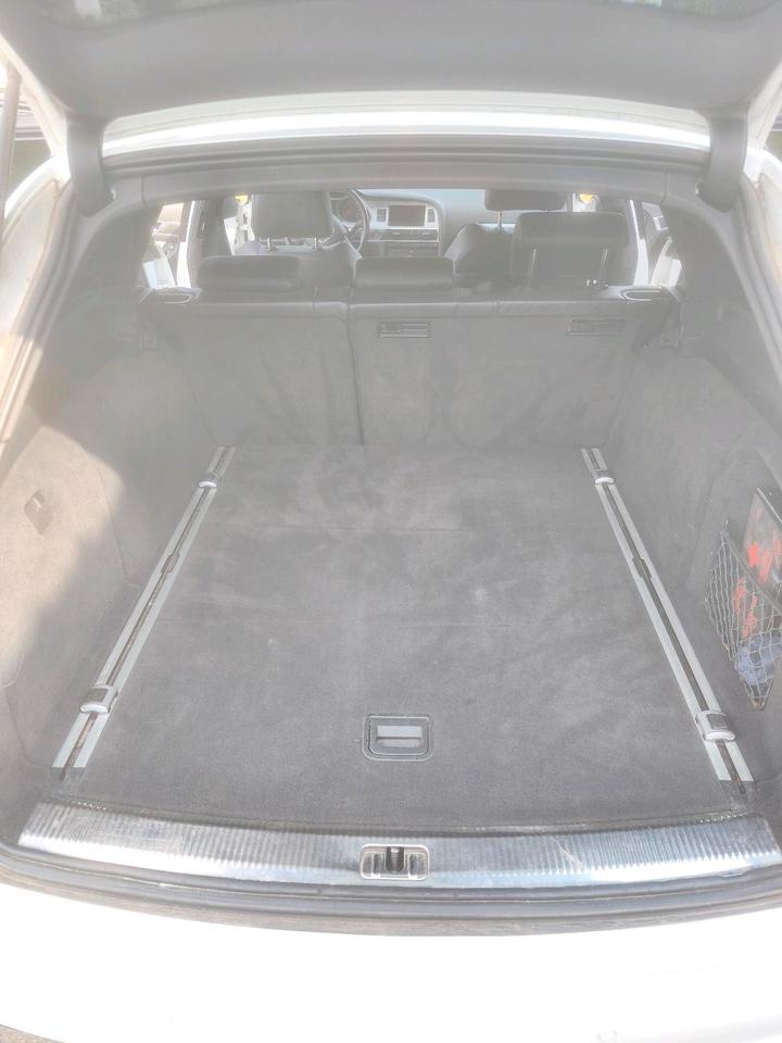 Audi A6 2011 — photo 10