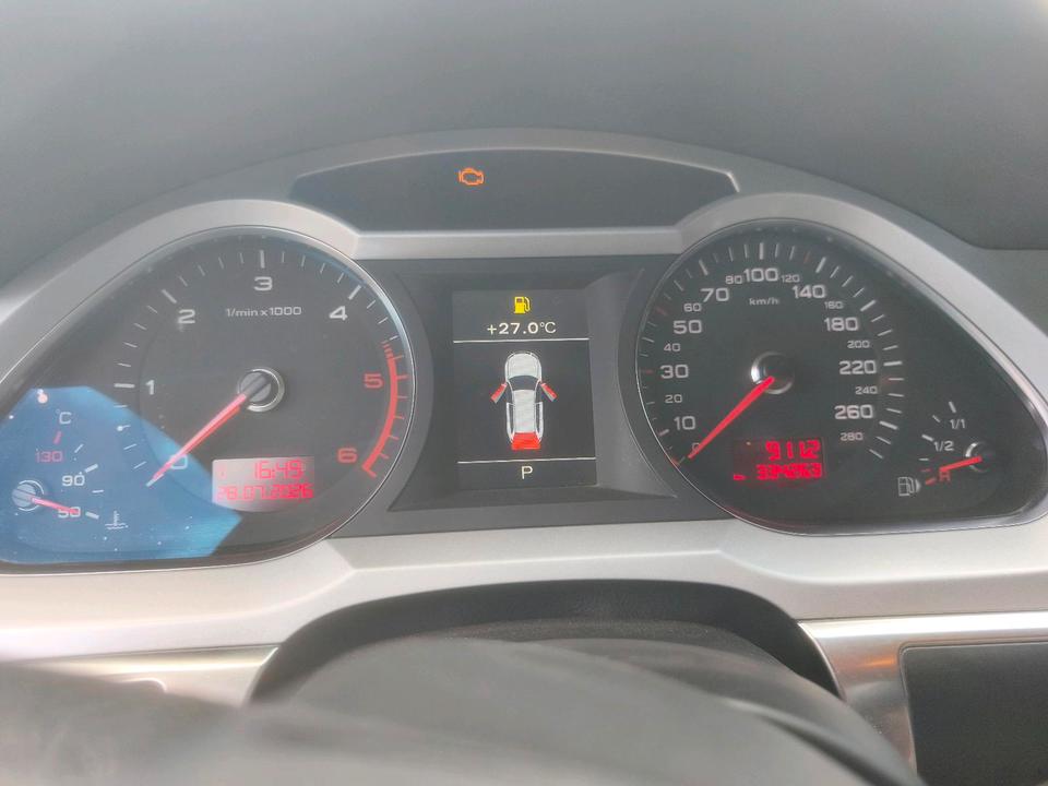 Audi A6 2011 — photo 12