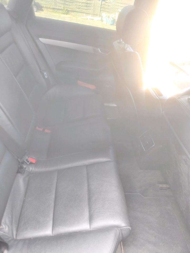 Audi A6 2011 — photo 13