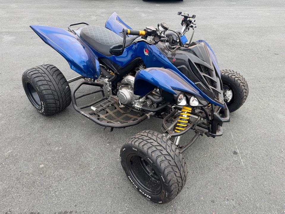Yamaha Gelöscht • Yamaha Quad YFM 700R/AHK/Sondermodell Umbau 2011 — двигун 686 ccm