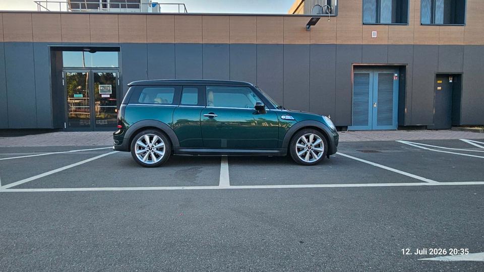 Mini Cooper S Clubman 2008 — вигляд ззаду