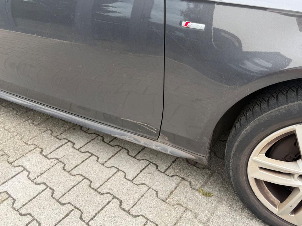 Audi A4 2009 — photo 6