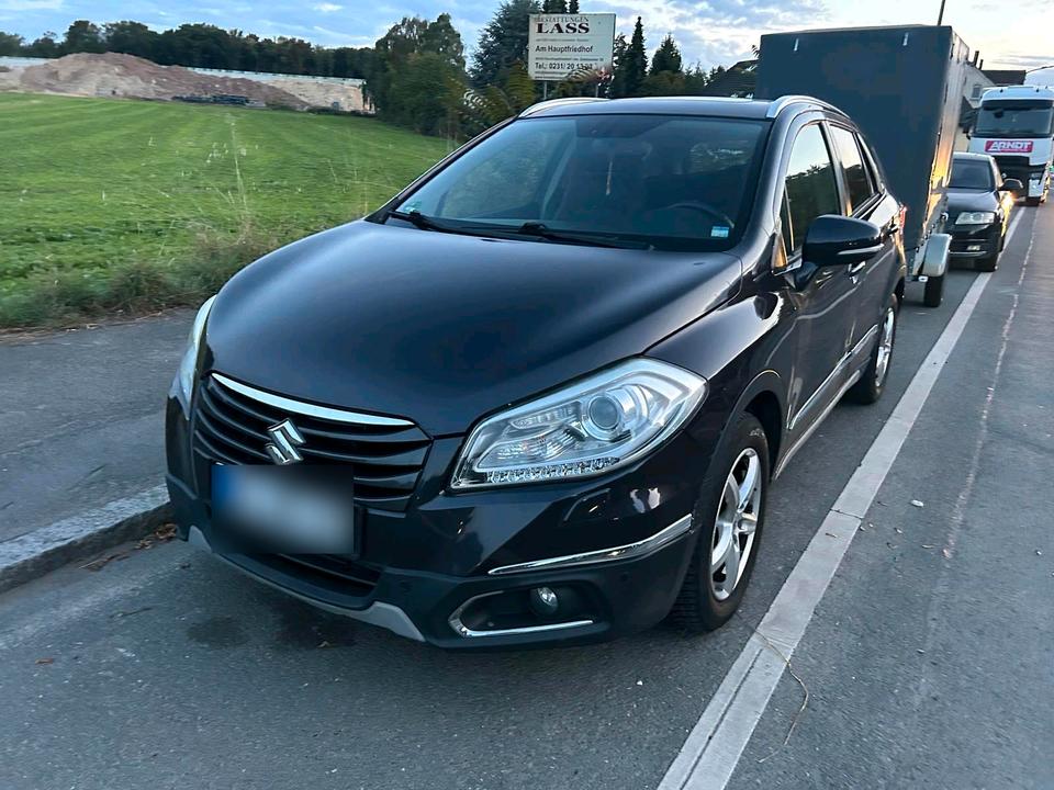 Suzuki SX4 S-Cross 2014 — фото 16