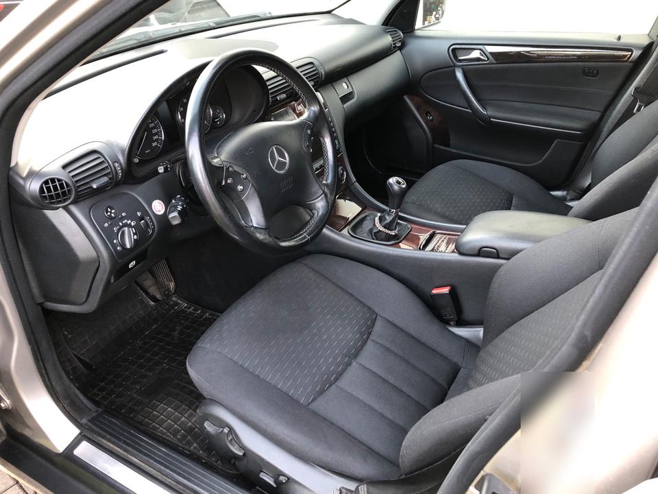 Mercedes Benz C 200 2005 — photo 6