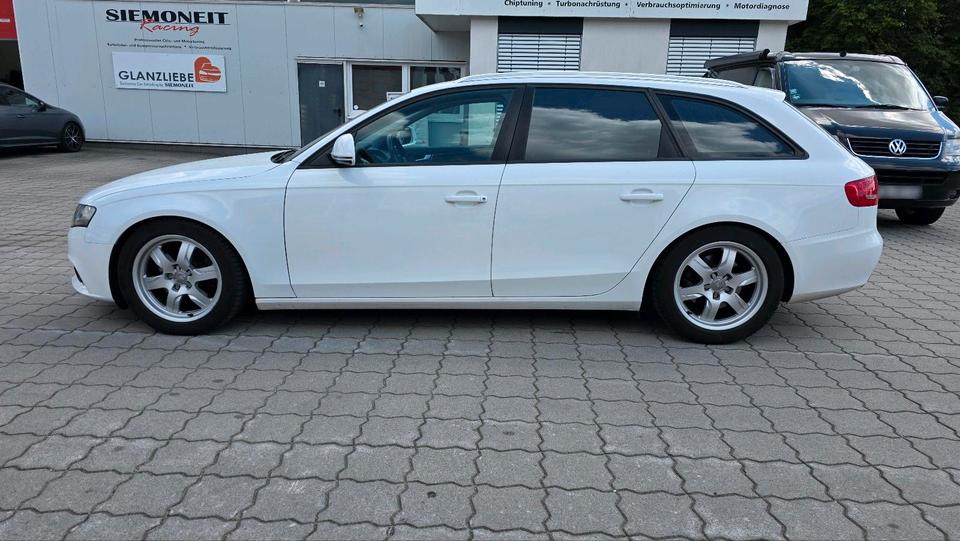 Audi A4 2008 — photo 9