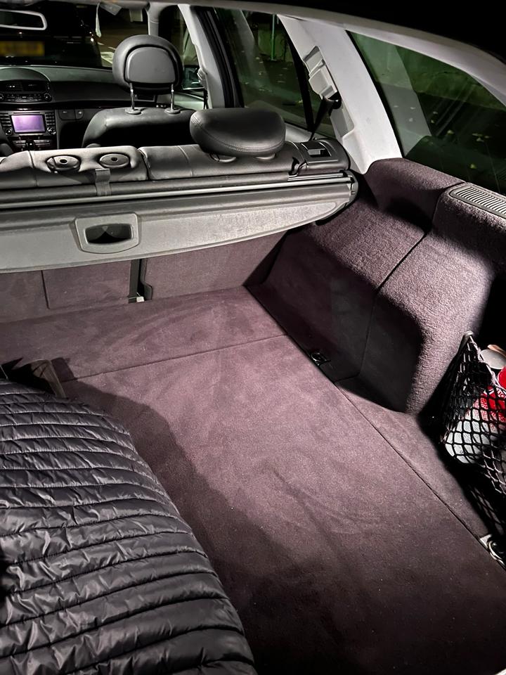 Mercedes Benz E 220 2004 — photo 8