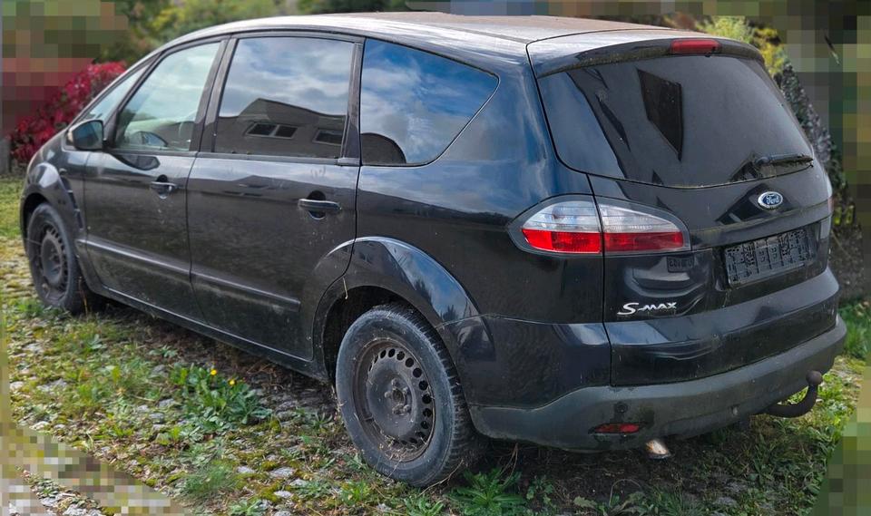 Ford S-Max 2007 — вигляд ззаду