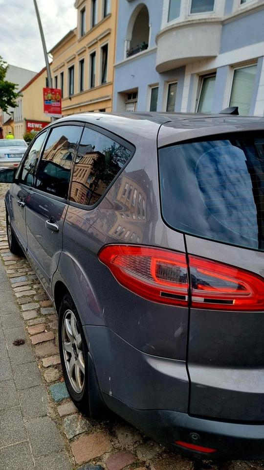 Ford S-Max 2014 — photo 7