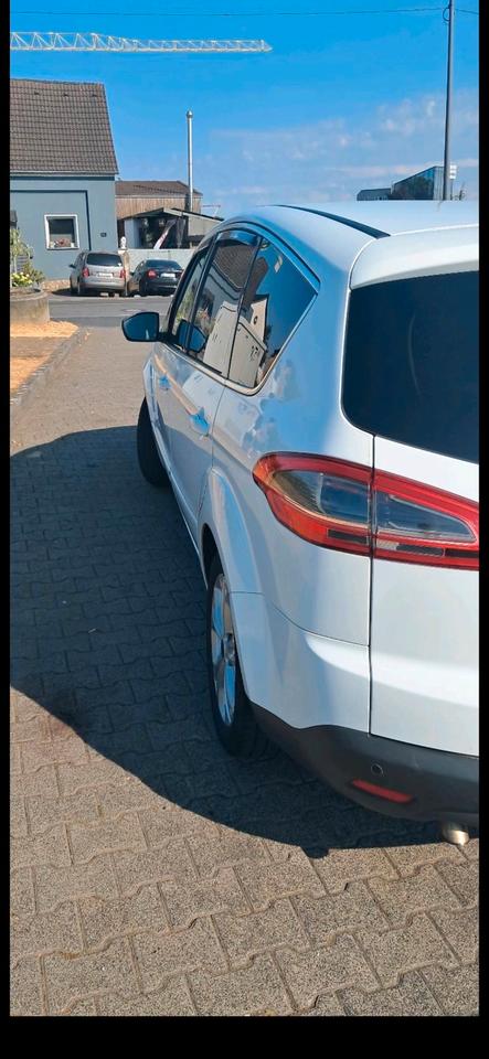 Ford S-Max 2010 — photo 5