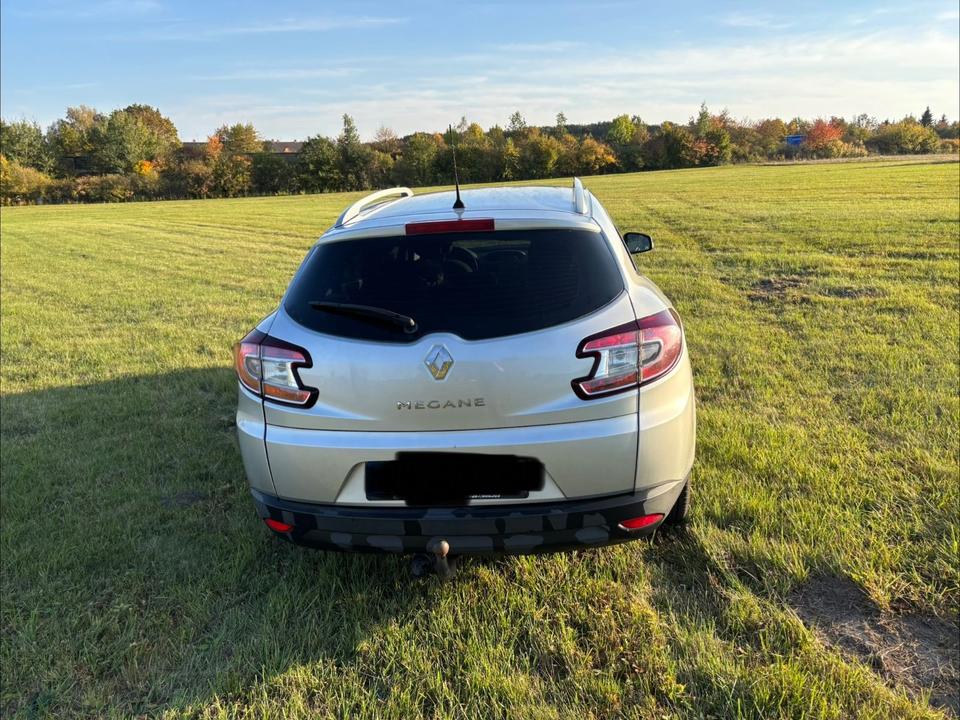 Renault Megane 2014 — двигун