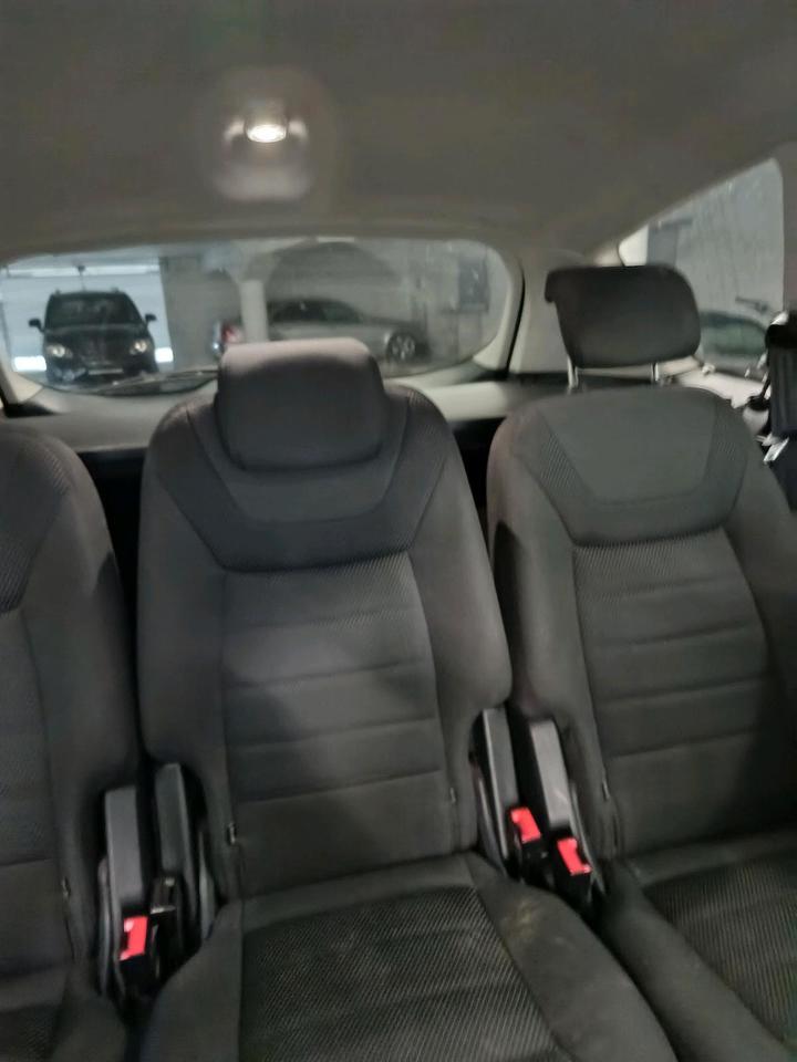 Ford S-Max 2014 — photo 14