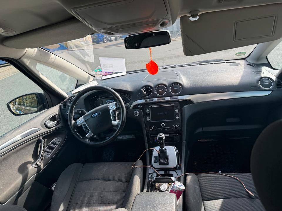 Ford S-Max 2012 — engine