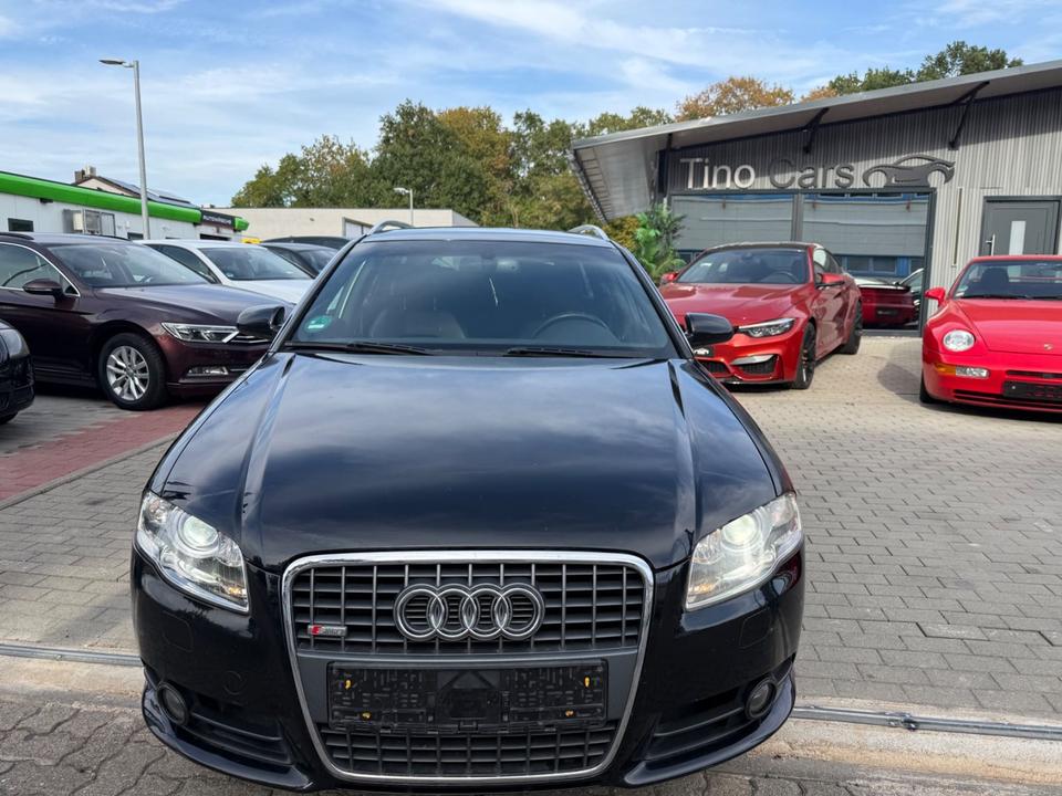 Audi A4 2006 — вигляд ззаду
