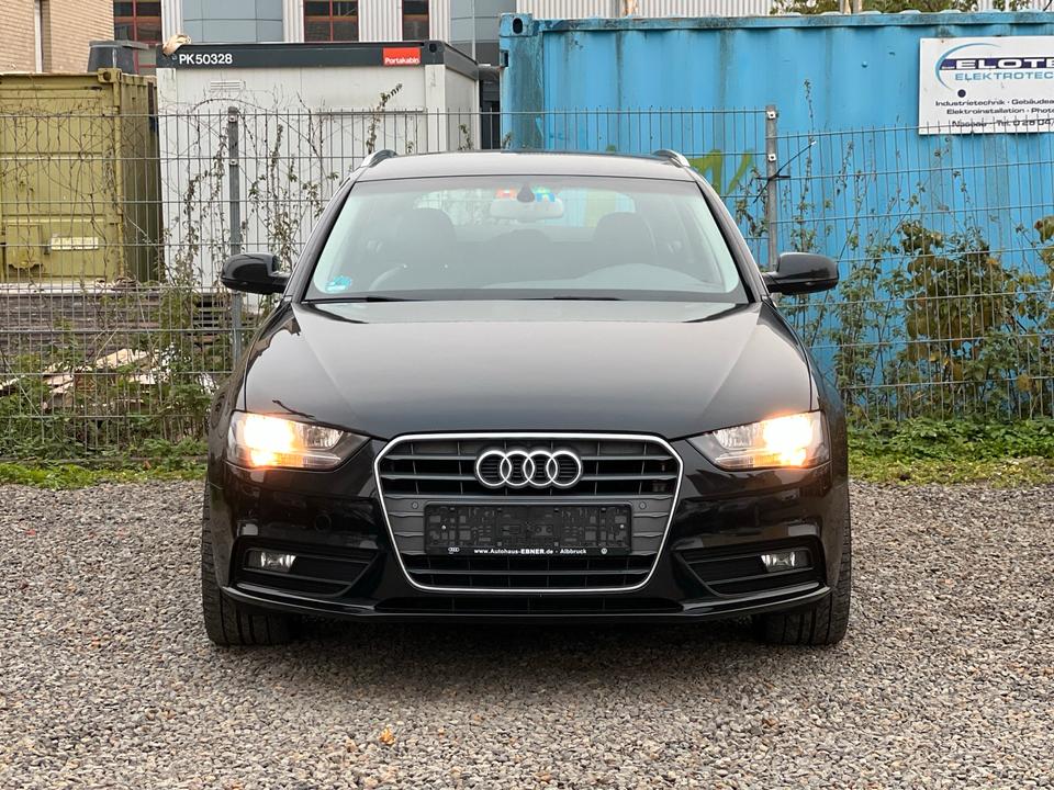 Audi A4 2014 — interior
