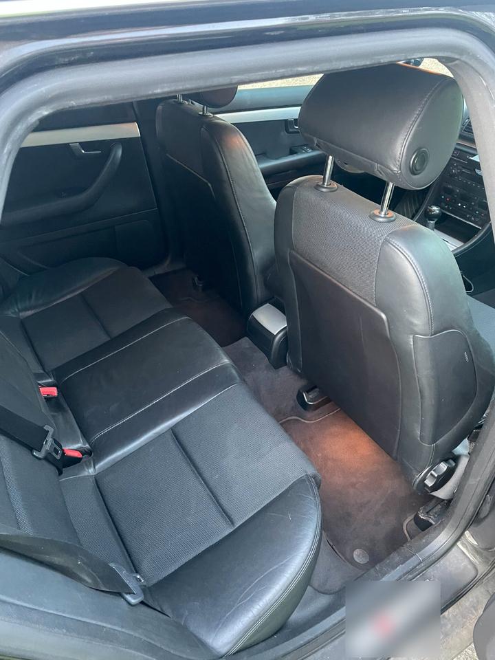 Audi A4 2005 — photo 5
