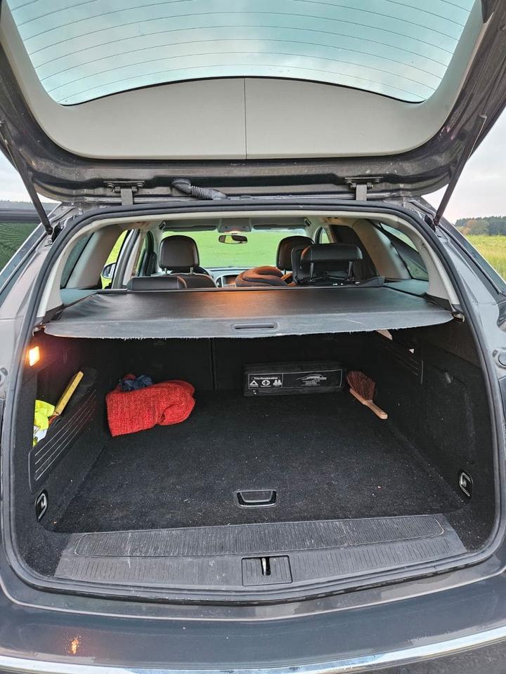 Opel Astra 2014 — photo 12