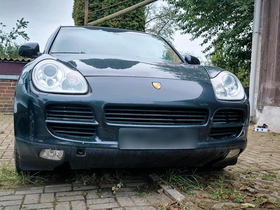 Porsche Cayenne, 2005