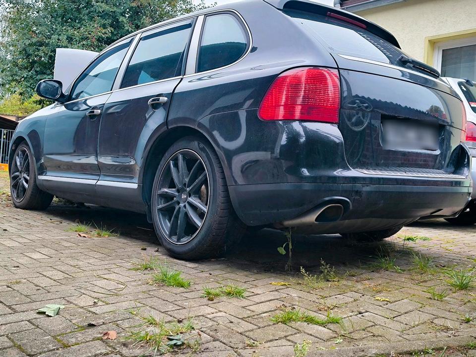 Porsche Cayenne 2005 — engine