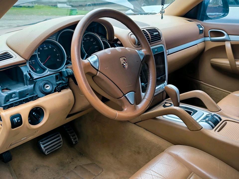 Porsche Cayenne 2005 — photo 9