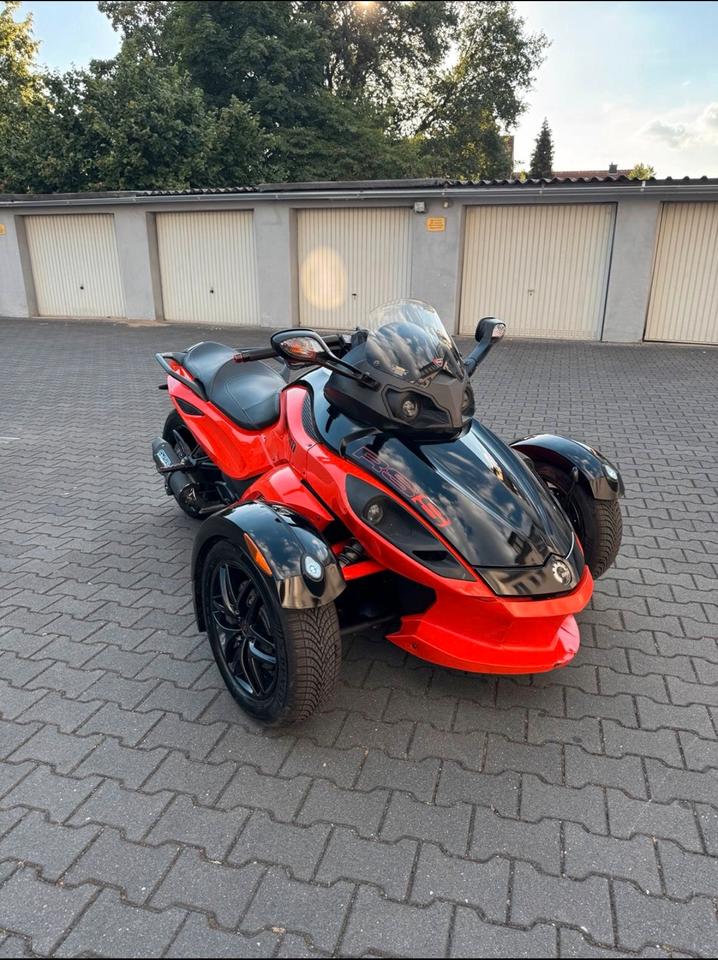  Gelöscht • Can-Am Spyder RS 2012 — engine 990 ccm