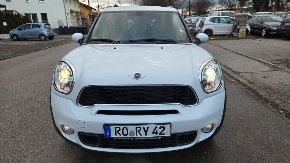 Mini Cooper S 2011 — вигляд ззаду