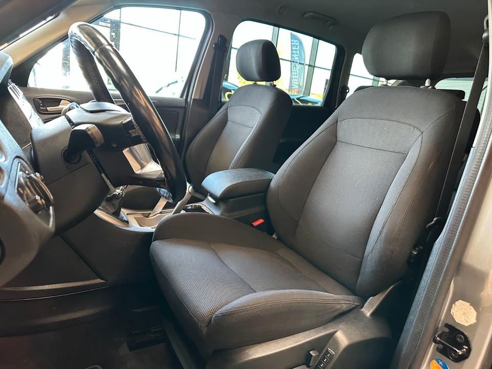 Ford S-Max 2009 — photo 10