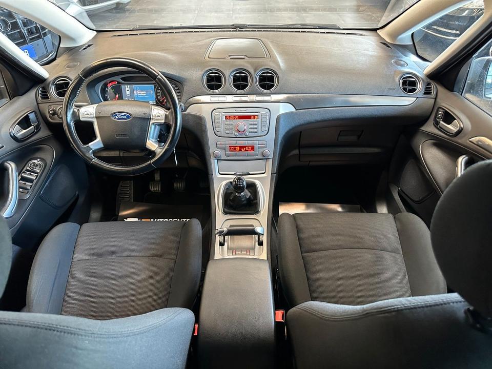 Ford S-Max 2009 — photo 6