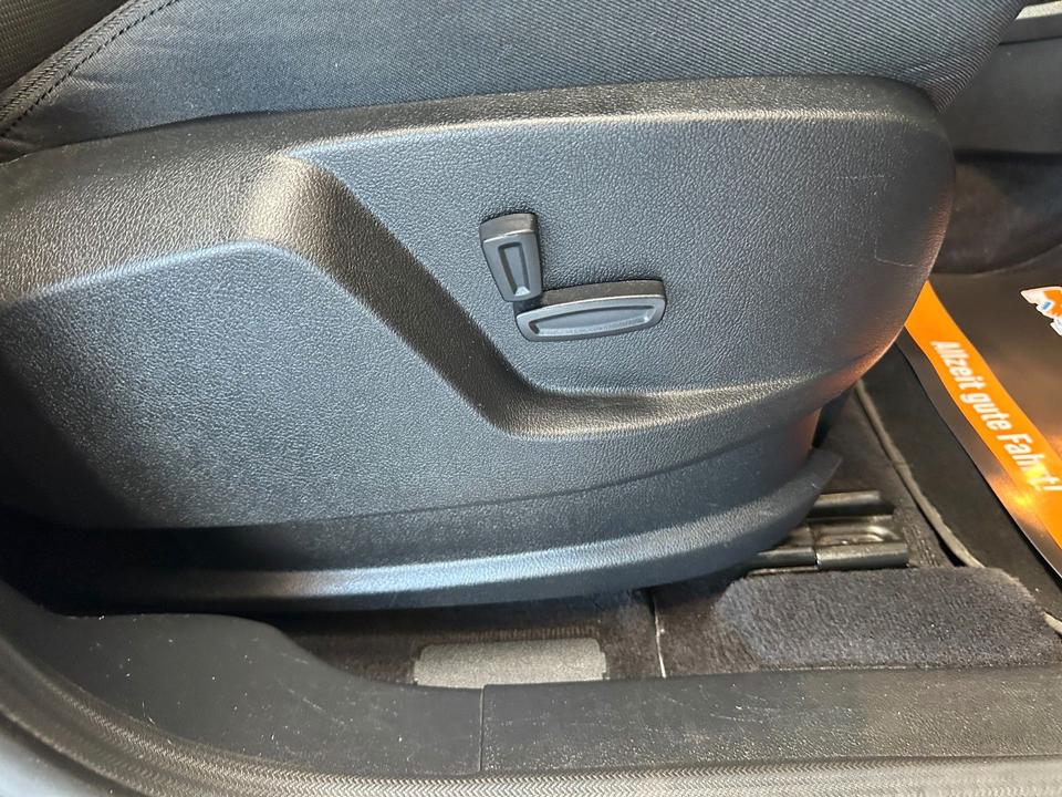 Ford S-Max 2009 — photo 8
